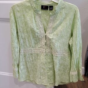 Light Green Floral Blouse with Lace Accents